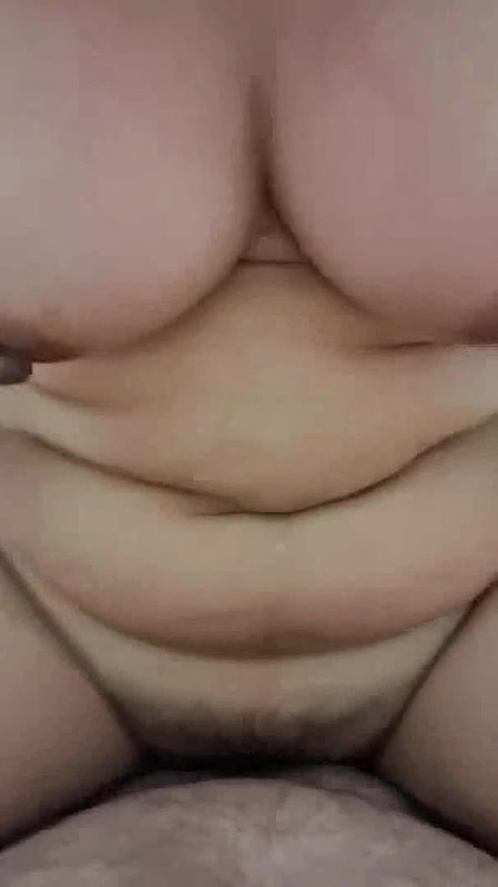 Big tits mom fuckedCompress