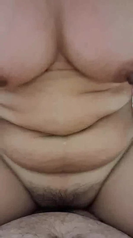 Big tits mom fuckedCompress