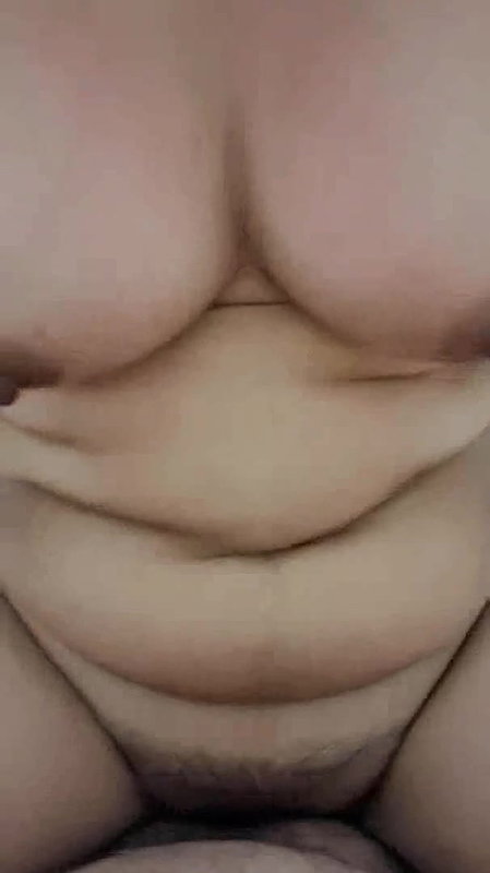 Big tits mom fuckedCompress