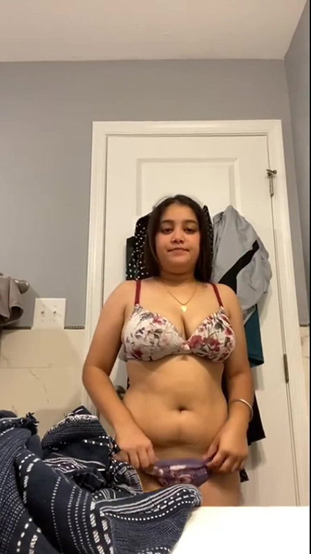 Cute Punjabi Girl Showing Big Boobs and Hairy Pussy In Bathroom