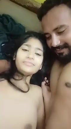 Horny Desi Couple Viral in OYO 2
