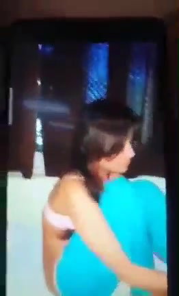 Beautiful girl show her Nude