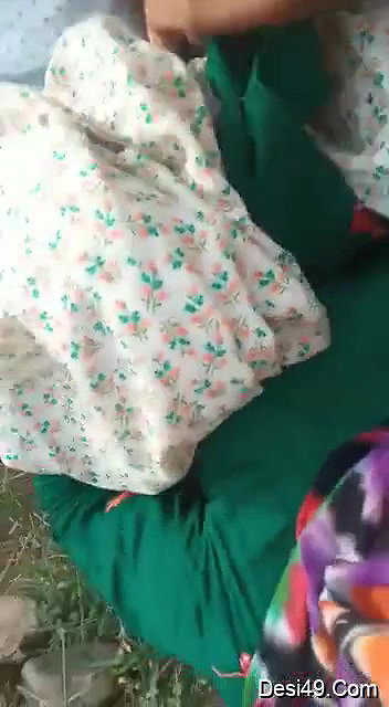 Desi Randi got fucked outdoors