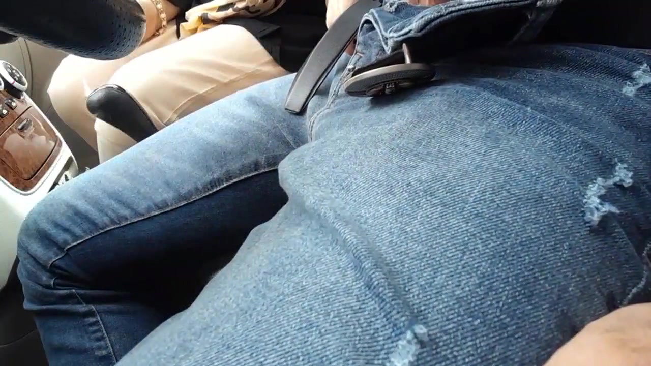 Sexy Indian Girl Sucking Her Boss Cock For Promotion