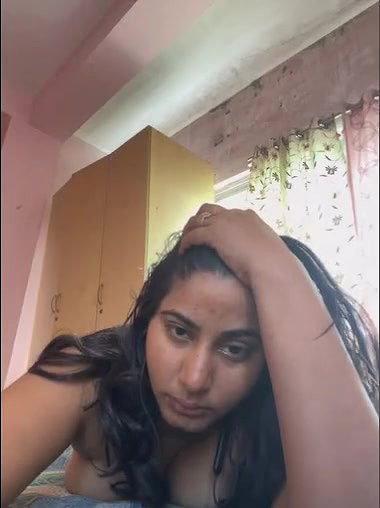Sexy Big Boobs Indian Bitch Touching Her Wet Pussy