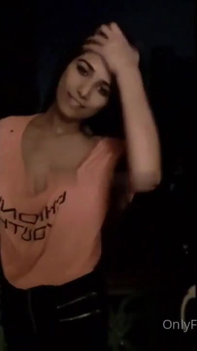 Poonam Pandey hot videos