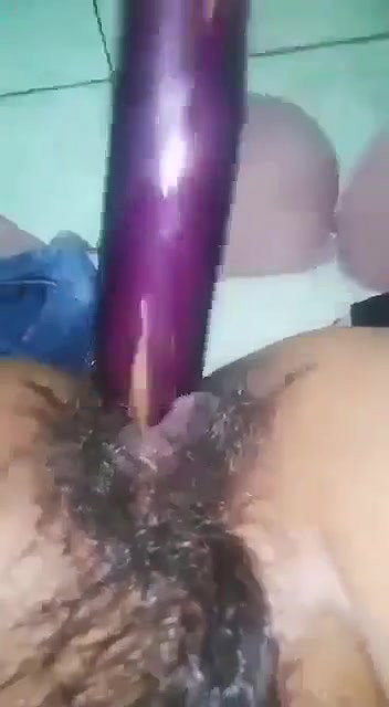 pussy fuck with brinjal