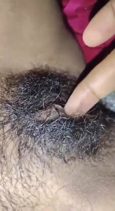 hairy pussy fingering