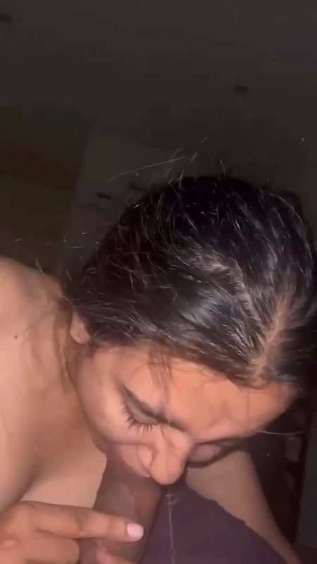Beautiful Desi Girl Sucking Dick