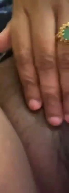 Indian MILF Showing Pussy on Video Call