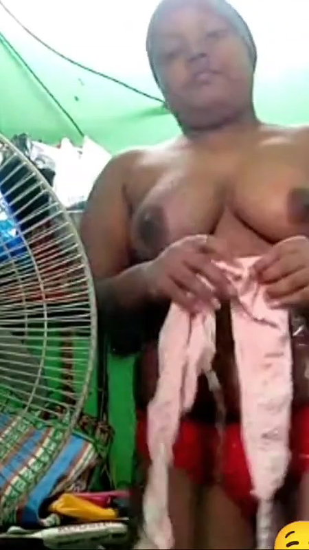 Big Boobs Girl Showing