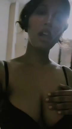 DESI BUSTY BABE TEASING BIG BOOBS FULL NUDE