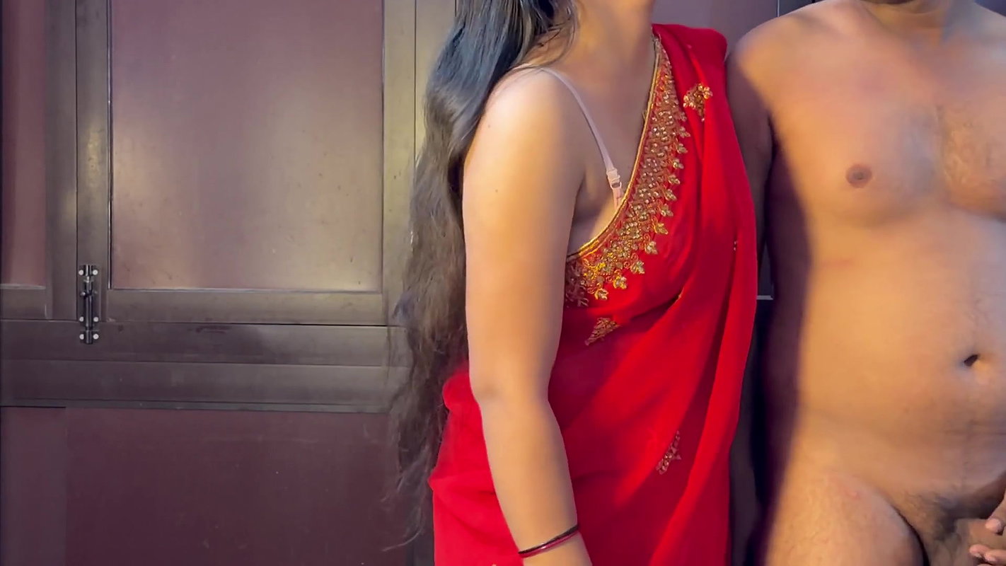 Horny Stepson step momWhile Doing Makeup for a Party911