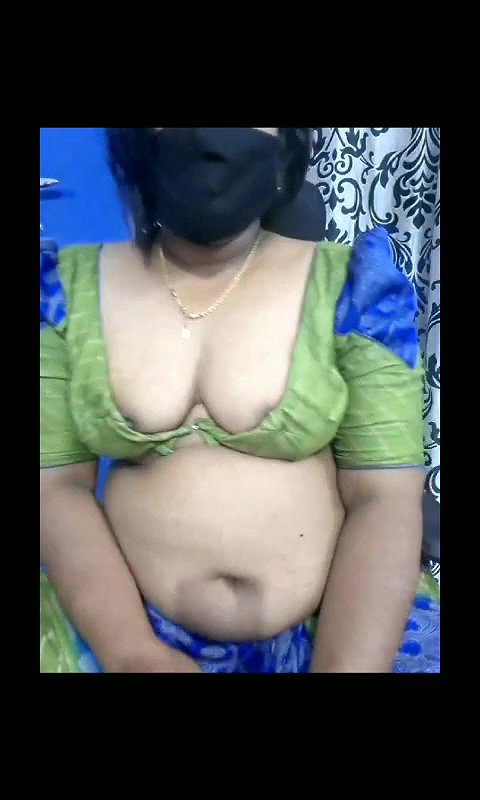 Hot bhabhi live talking and showing