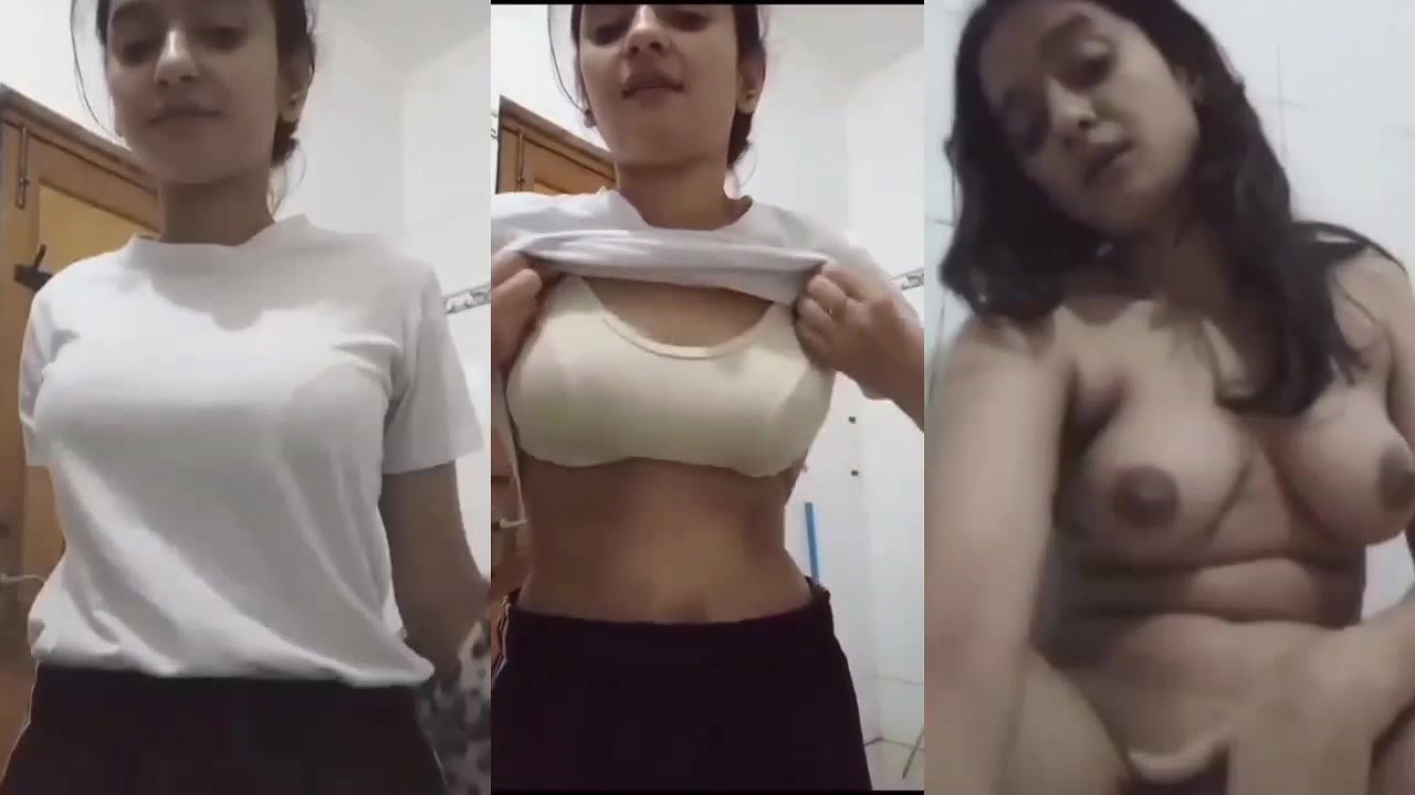 Indian Girl Showing Fully Nude Rubbing Her Pussy