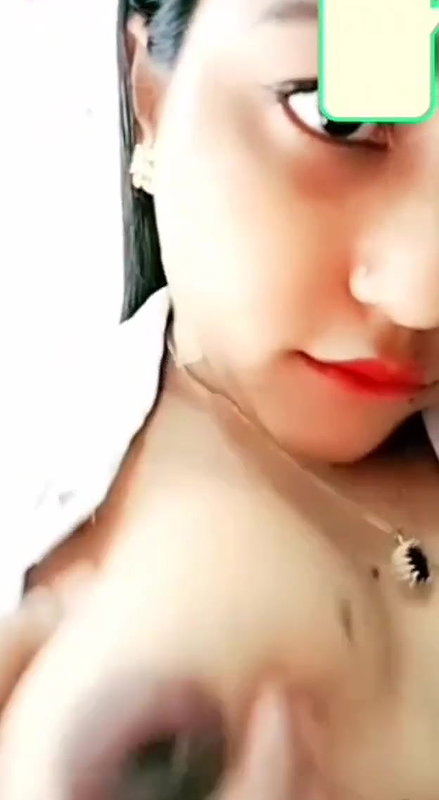 milky boobs horny GF topless viral call to boyfriend