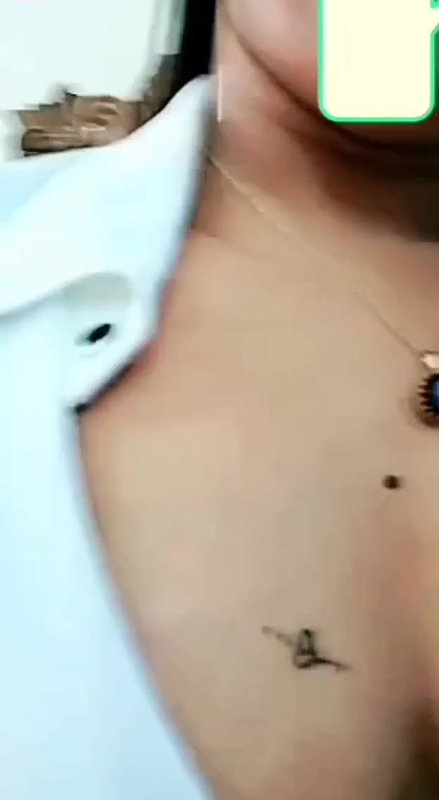 milky boobs horny GF topless viral call to boyfriend