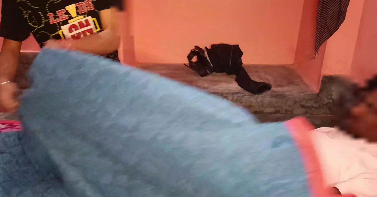 sexy Indian teen maid sucks cock in all Hindi dirty audio fuck