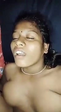 Tamil Horny Milf Fingering Her Pussy Hard Fucking part 1