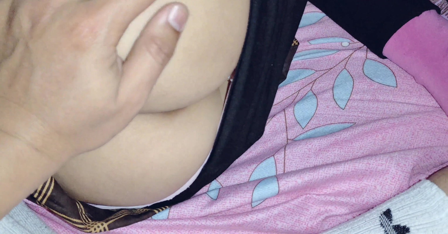 Sexy Indian wife PinkyRai Bhabhi riding her Step-Brother until cum