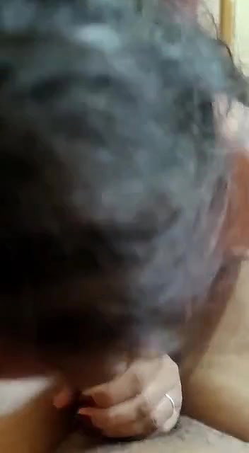 Cute Indian Bhabhi Sucking CockS