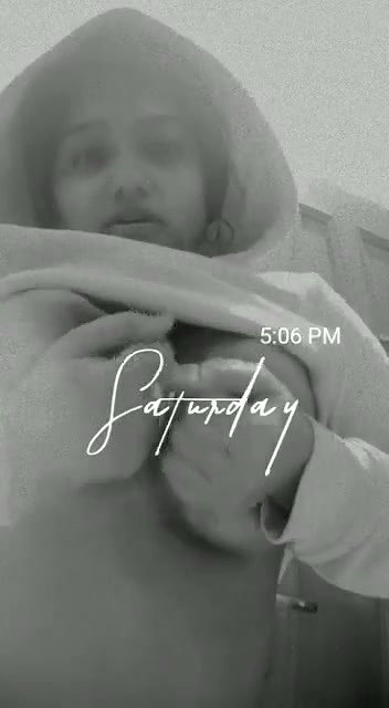 Cute Indian Girl Showing Her Huge Boobs on Snapchat