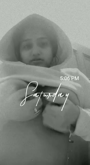 Cute Indian Girl Showing Her Huge Boobs on Snapchat