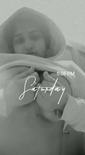 Cute Indian Girl Showing Her Huge Boobs on Snapchat