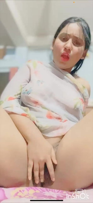 Super Cute Indian Girlfriend Fingering Her Pussy on Video CallS