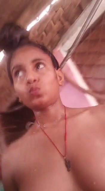 Cute Indian Village Girl Showing Her Wet Naked Body
