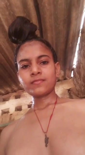 Cute Indian Village Girl Showing Her Wet Naked Body
