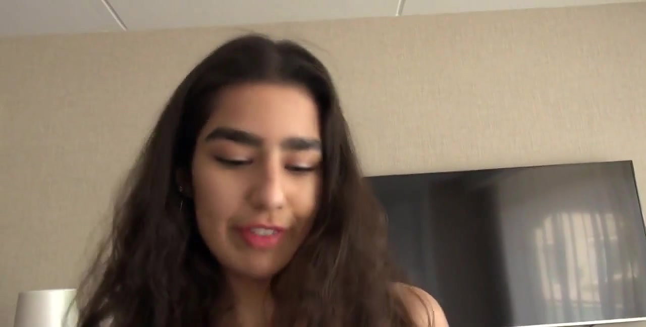 Super Hot Desi Girl Luna Silver Blowjob and Fucking Full Video