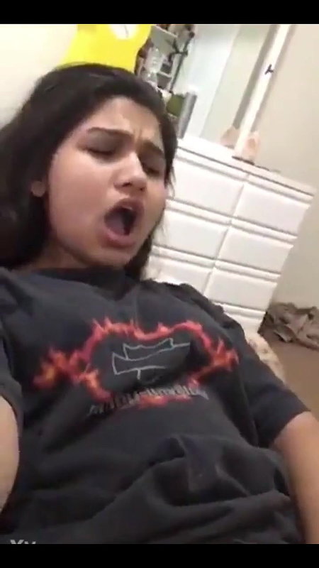 Horny Indian Bitch Fingering Her Desi Pussy Sexy Expressions