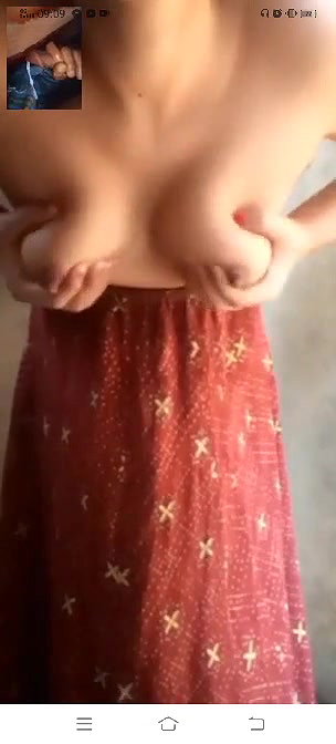 Young Girl Showing Her Boobs On Video Call