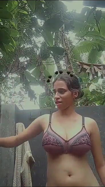 SEXY BUSTY VILLAGE GIRL SHOWING BIG ROUND HUGE BOOBIES DANCING NUDE OUTDOOR