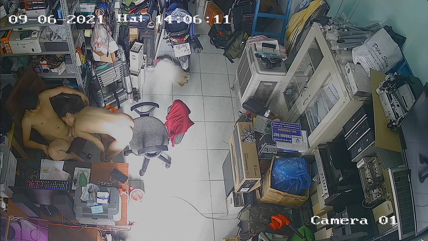 IPCAM couple fucking while working