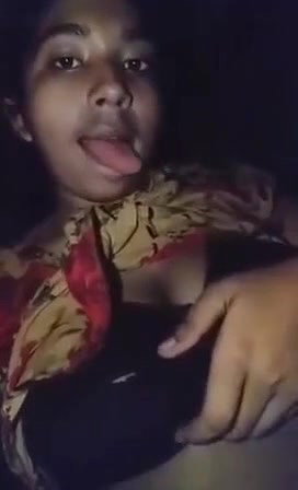dehati ladki ne boob dikhake chut ragdi