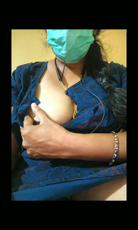 Sexy wife in nighy show one boob