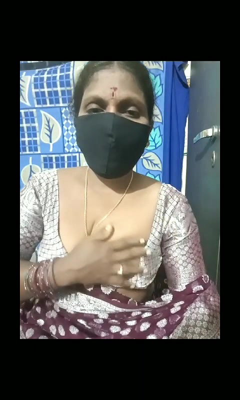 Janu telugu Aunty one boob