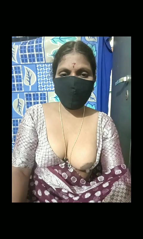 Janu telugu Aunty one boob