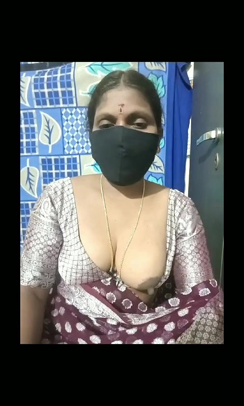 Janu telugu Aunty one boob