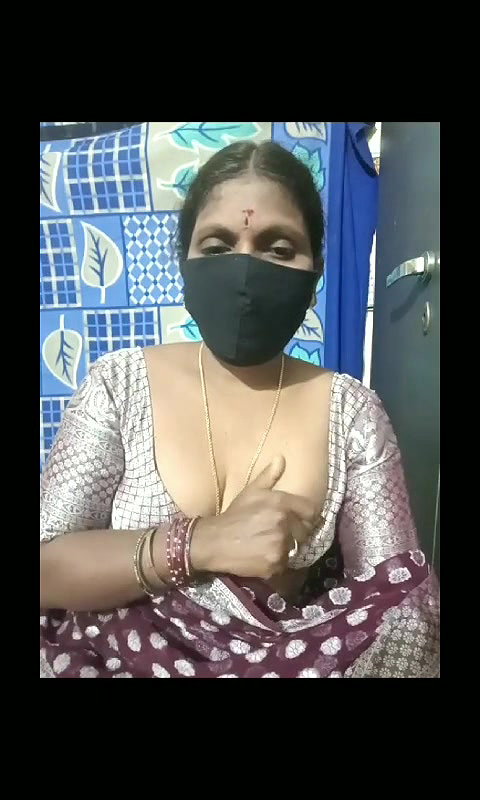 Janu telugu Aunty one boob