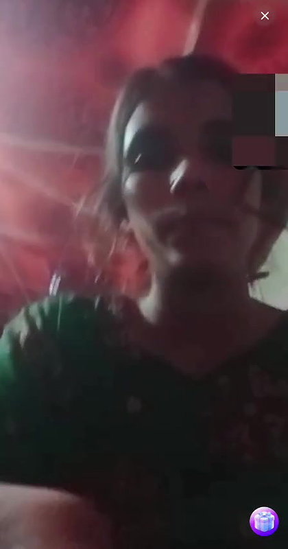 Bangladeshi girl showing her Boobs