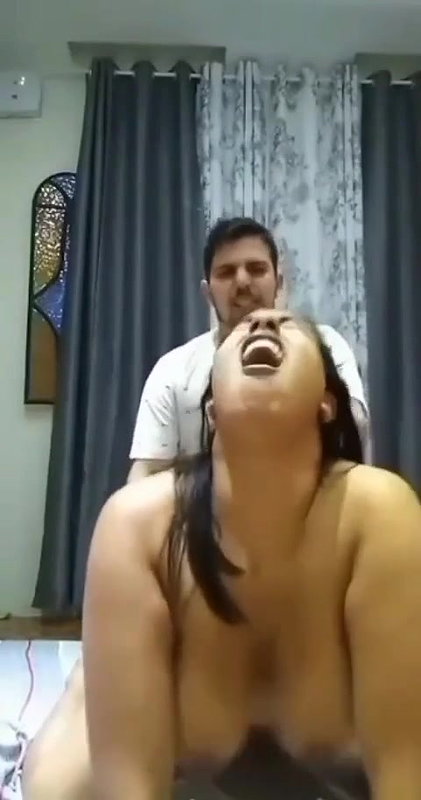 Lady getting fucked really hard shes moaning loudly