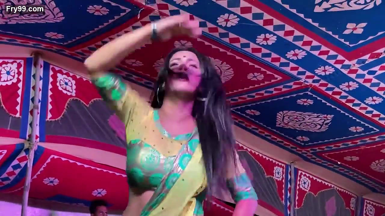 Trisha kar madhu Sexy dance Video