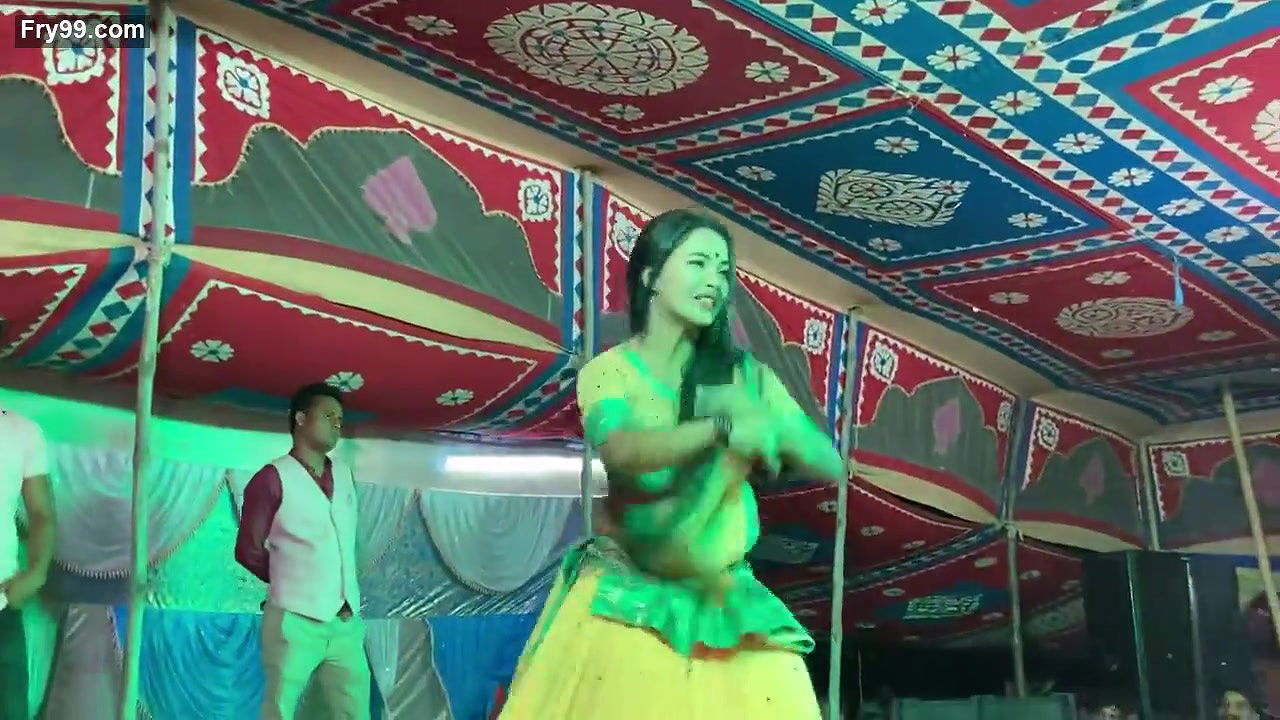 Trisha kar madhu Sexy dance Video