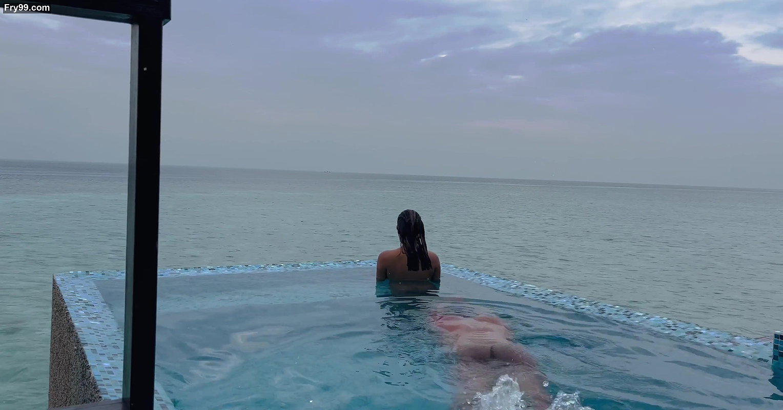 Swimming pool main gf ko choda