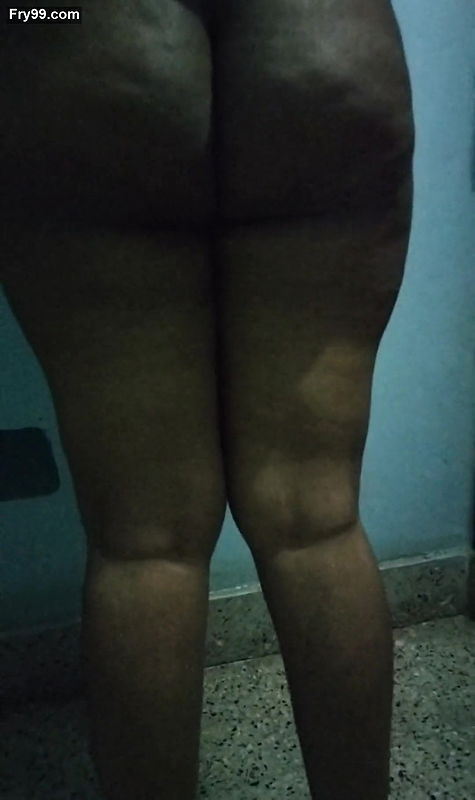 Tamil akka leg and back