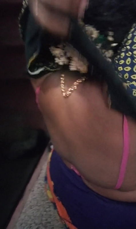 Tamil mallu aunty removing dress part 1