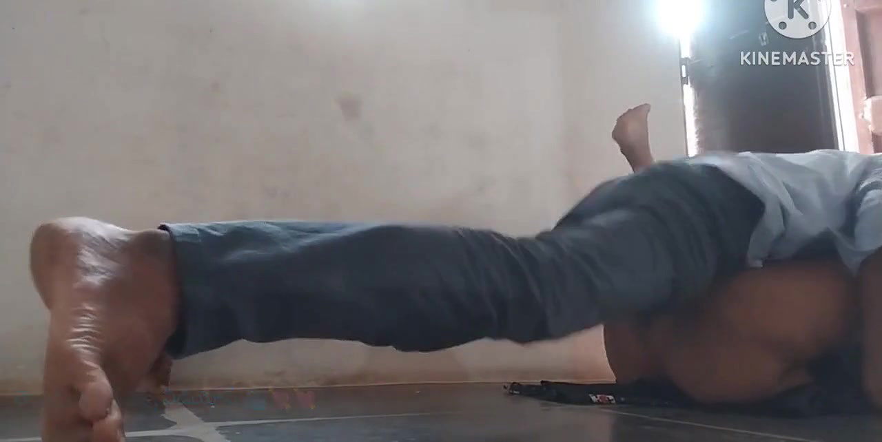 Telugu lovers fucking in home morning time with voice,she was inviting to me for fucking.